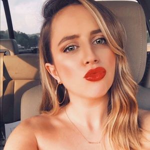 Meet your Posher, Kristin